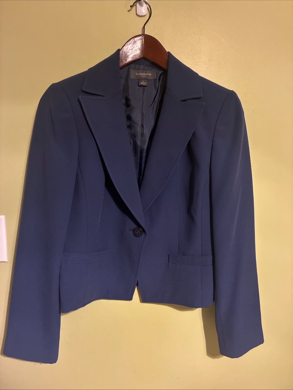 Liz Claiborne Navy Single-Button Tailored Blazer